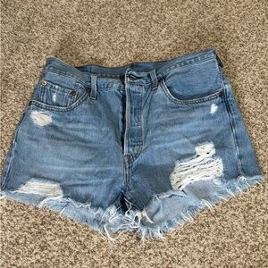 Levi’s 501 high waisted denim shorts